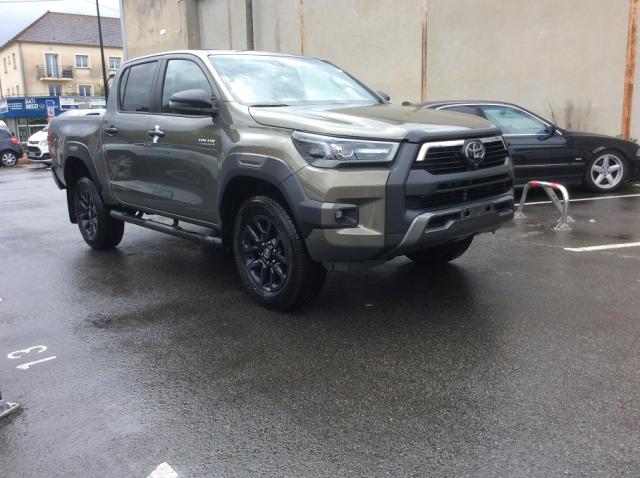 Toyota Hilux image 1