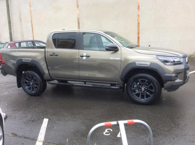 Toyota Hilux image 3