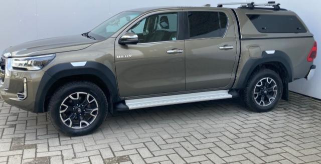 Toyota Hilux image 4