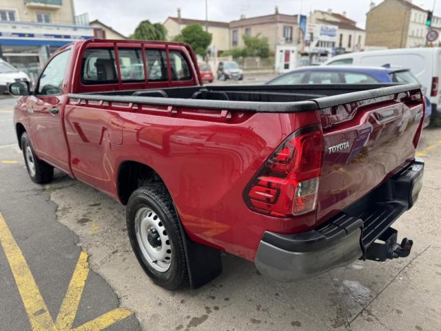 Toyota Hilux image 6