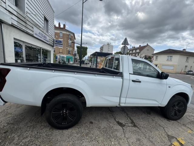 Isuzu D-Max image 1
