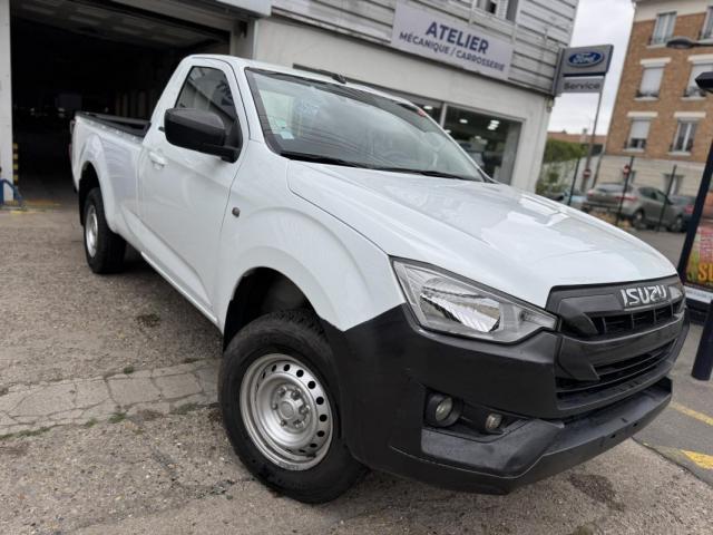 Isuzu