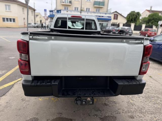 Isuzu D-Max image 3