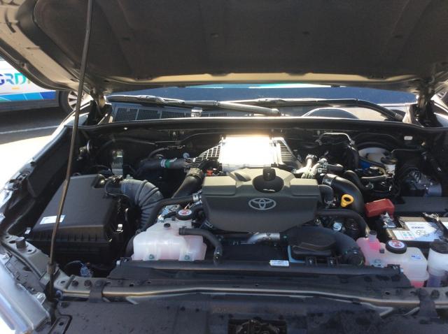 Toyota Hilux image 2
