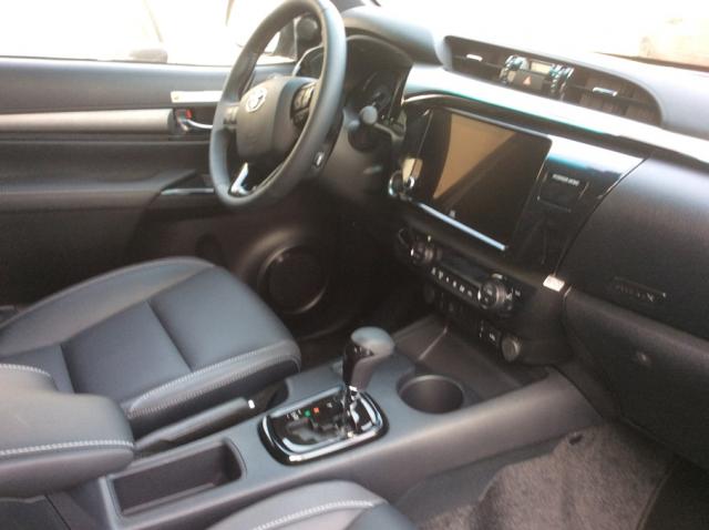 Toyota Hilux image 5