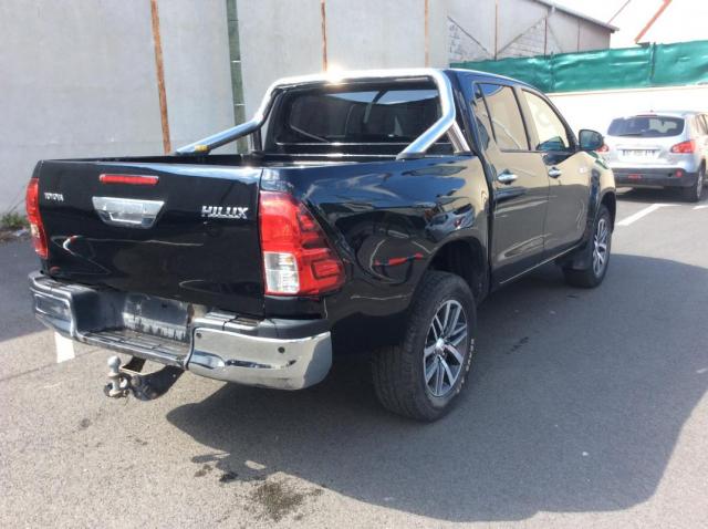 Toyota Hilux image 3
