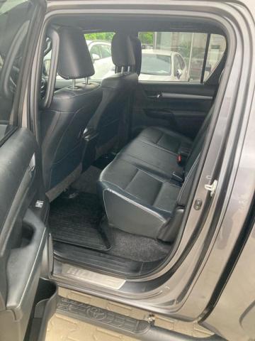 Toyota Hilux image 3