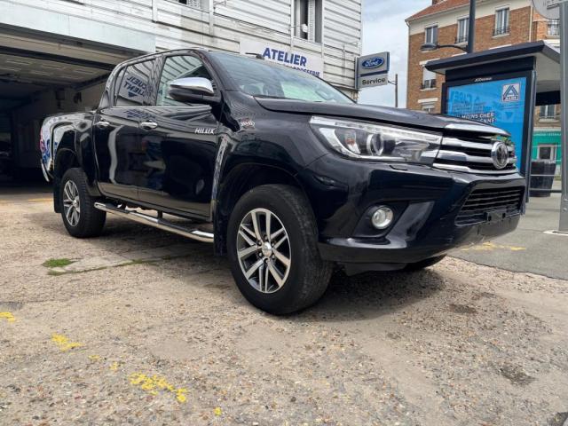 Toyota Hilux image 2