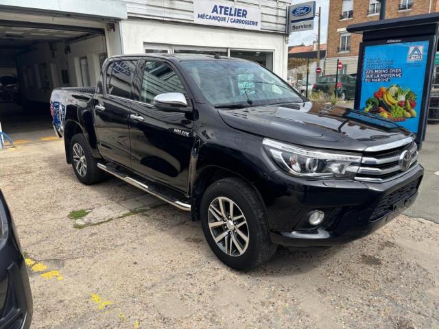 Toyota Hilux image 3