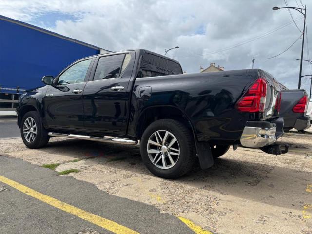 Toyota Hilux image 9