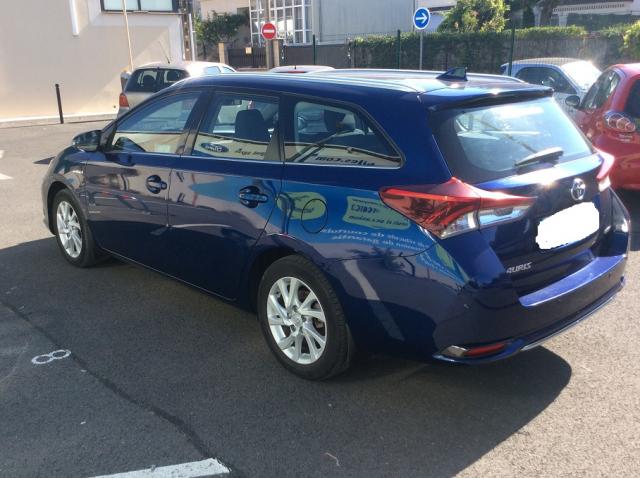 Toyota Auris image 6