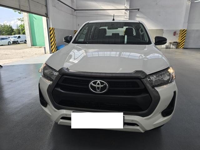 Toyota Hilux image 5