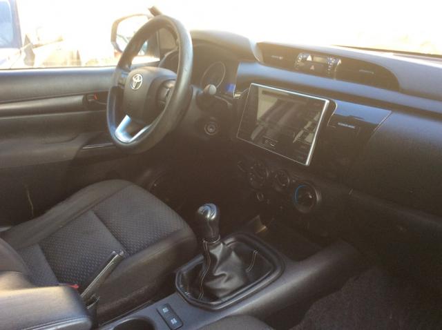 Toyota Hilux image 1