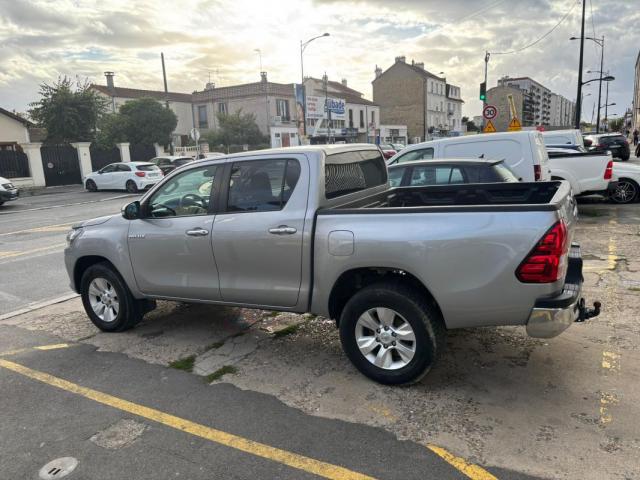 Toyota Hilux image 1