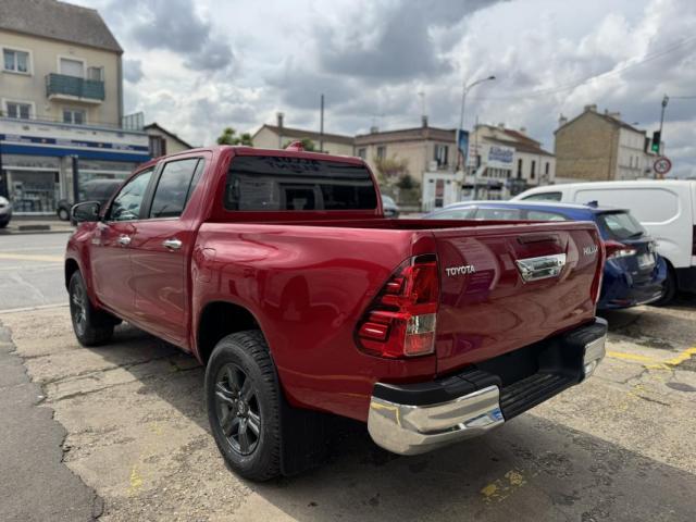 Toyota Hilux image 4