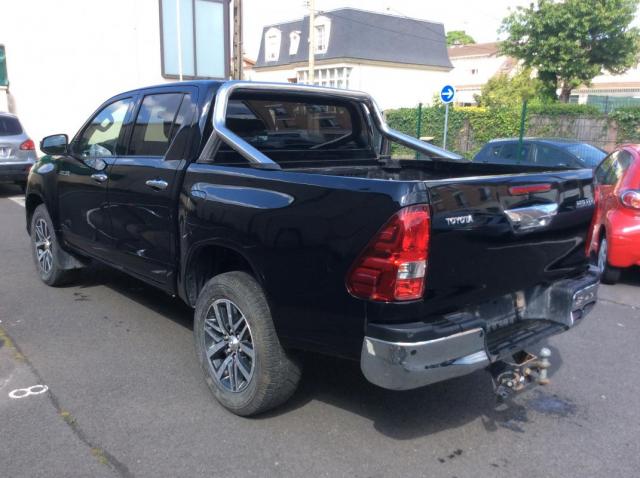 Toyota Hilux image 4