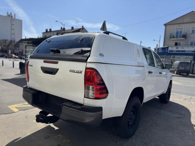 Toyota Hilux image 4