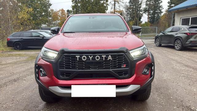 Toyota Hilux image 6
