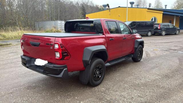 Toyota Hilux image 1
