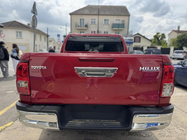Toyota Hilux image 1