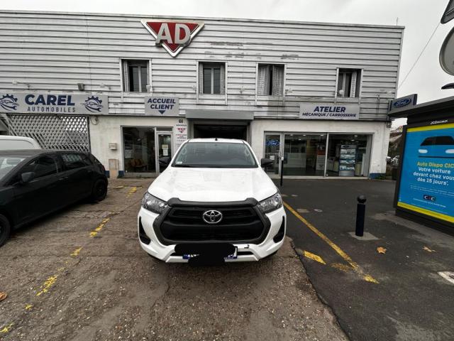 Toyota Hilux image 6