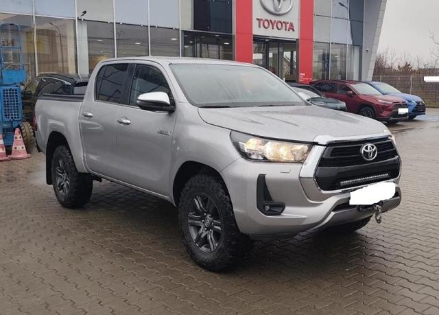 Toyota Hilux image 3