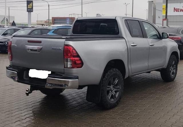 Toyota Hilux image 1