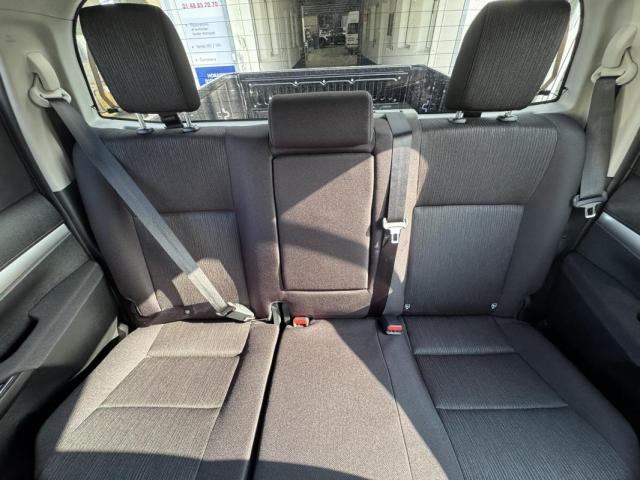 Toyota Hilux image 3