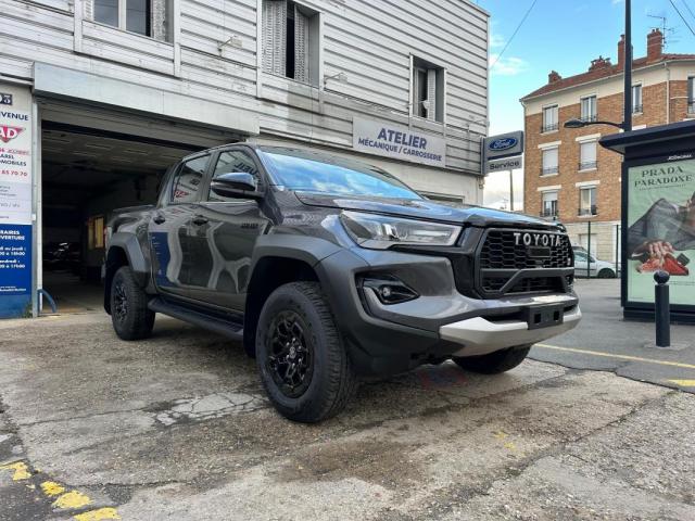 Toyota Hilux image 9