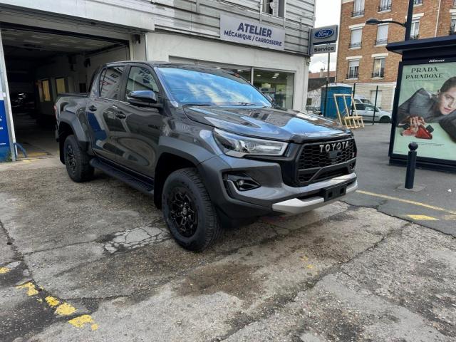 Toyota Hilux image 3