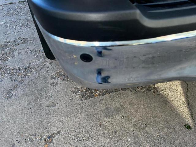 Toyota Hilux image 8