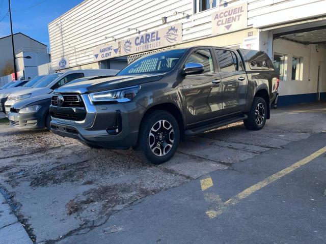 Toyota Hilux image 4