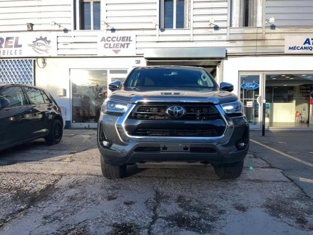 Toyota Hilux image 1