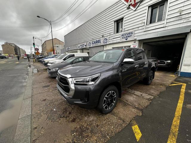 Toyota Hilux image 4