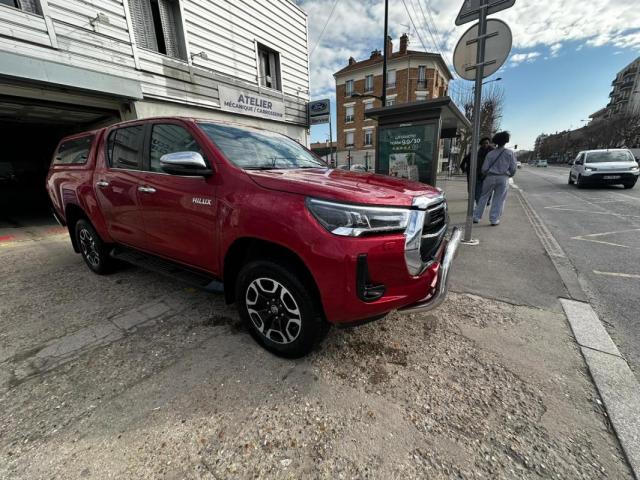 Toyota Hilux image 1