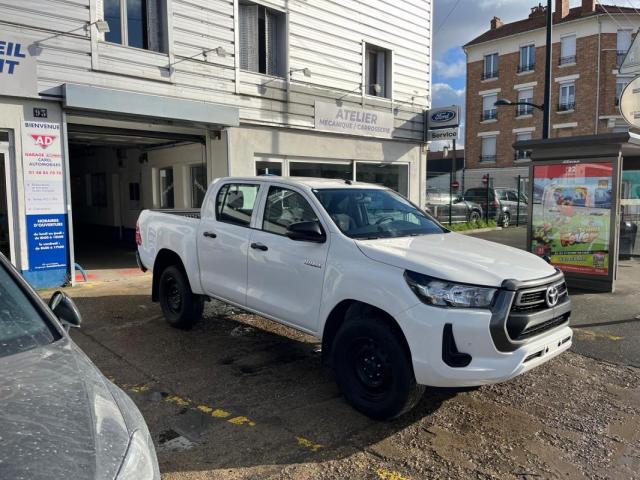 Toyota Hilux image 3