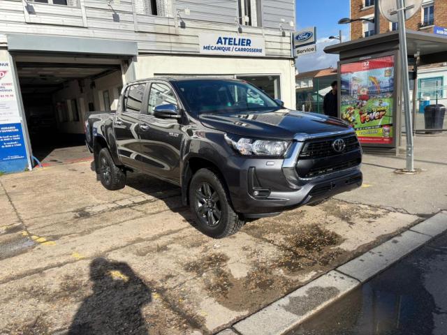 Toyota Hilux image 9