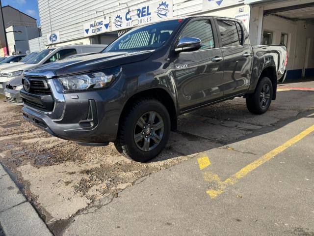 Toyota Hilux image 4