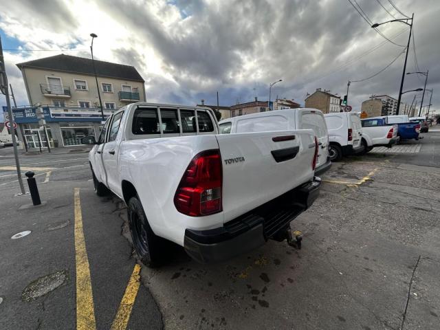 Toyota Hilux image 6