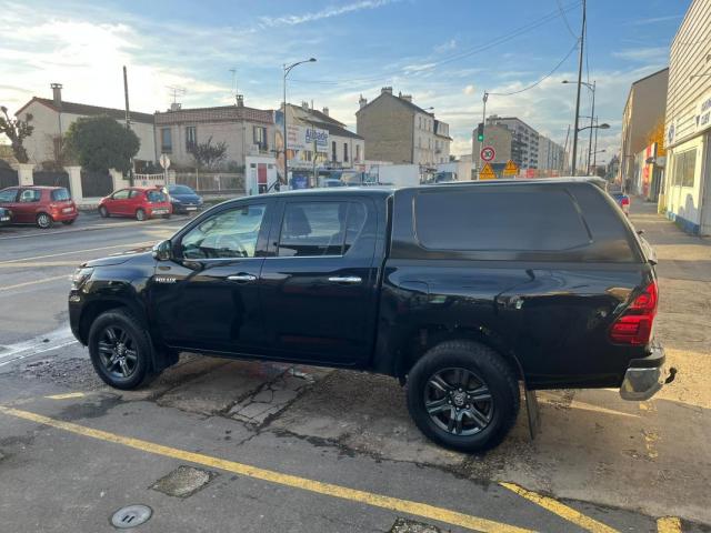 Toyota Hilux image 6