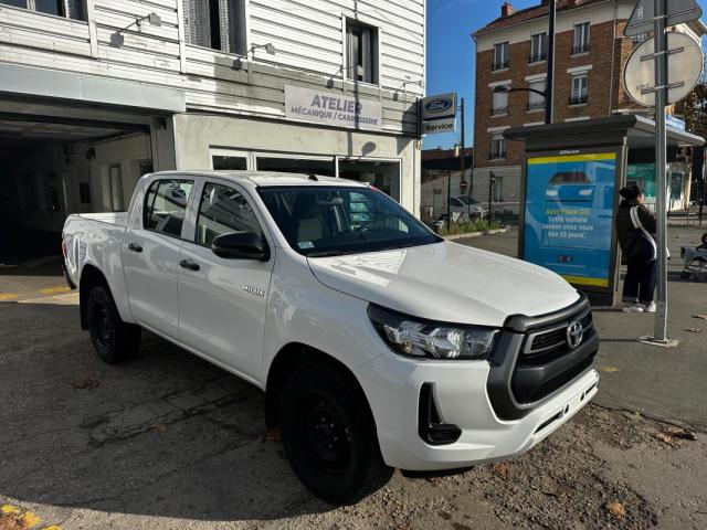 Toyota Hilux image 5