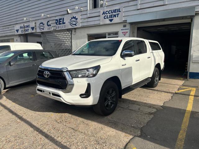 Toyota Hilux image 3