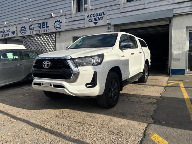 Toyota Hilux image 4