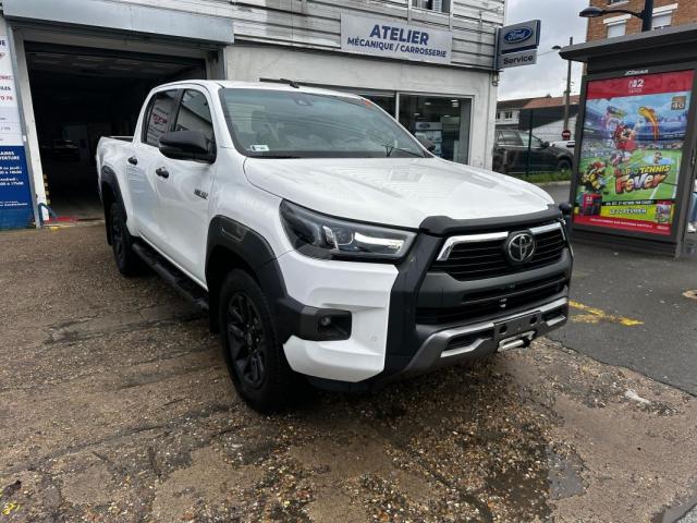 Toyota Hilux image 4