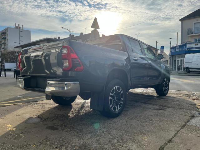 Toyota Hilux image 5