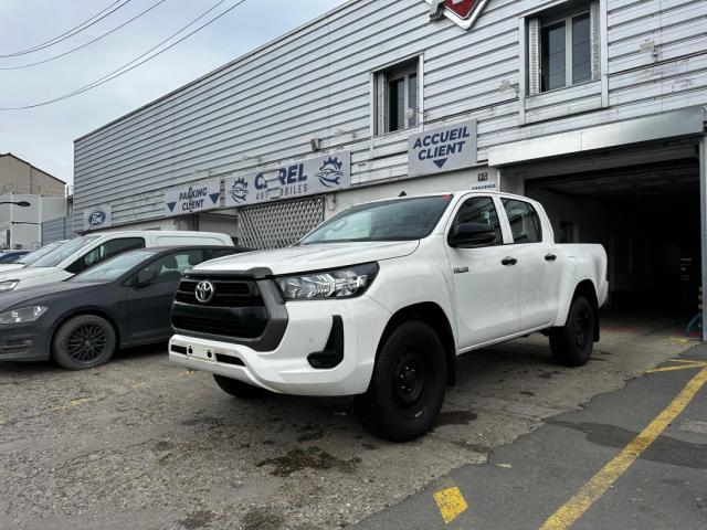 Toyota Hilux image 2