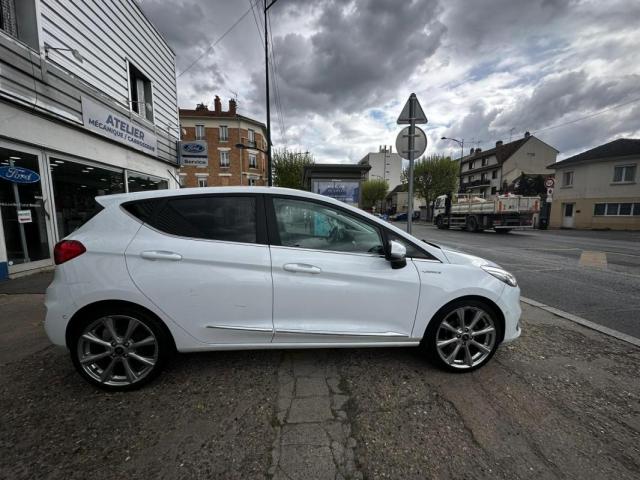 Ford Fiesta image 4