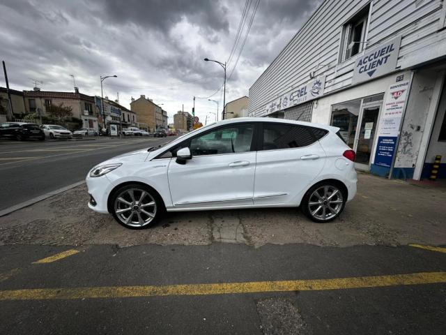 Ford Fiesta image 6
