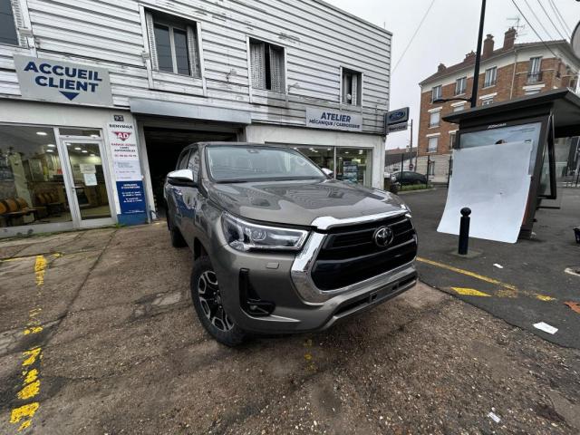 Toyota Hilux image 7