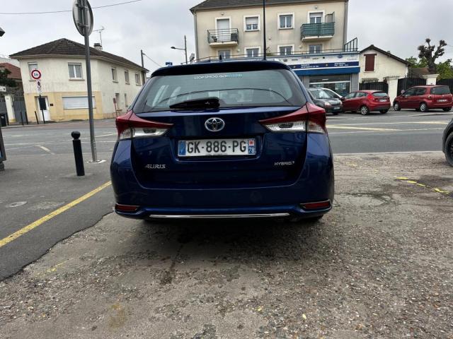 Toyota Auris image 3